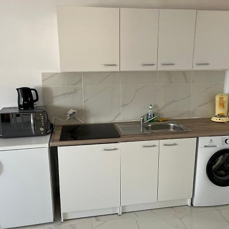 Studio Centre Ville Les Arcs Avec Vue Sur Massif Des Maures Ngoại thất bức ảnh