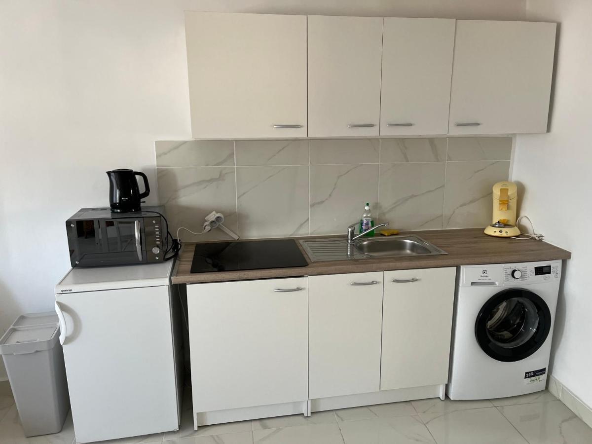 Studio Centre Ville Les Arcs Avec Vue Sur Massif Des Maures Ngoại thất bức ảnh